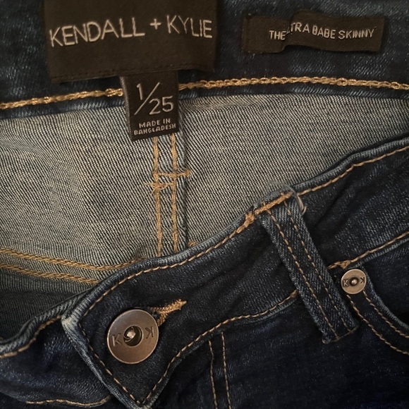 Kendall + Kylie Ultra Babe Skinny Jeans 25 Dark Wash Blue Distressed - Picture 6 of 16